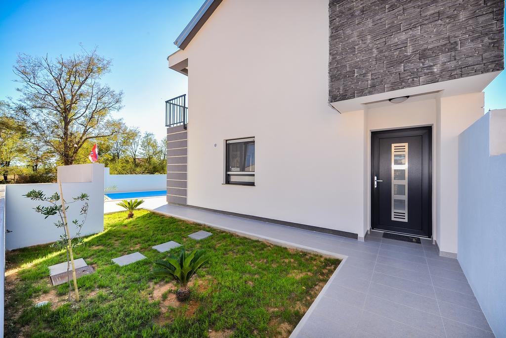 Villa Lily Privlaka  Luaran gambar